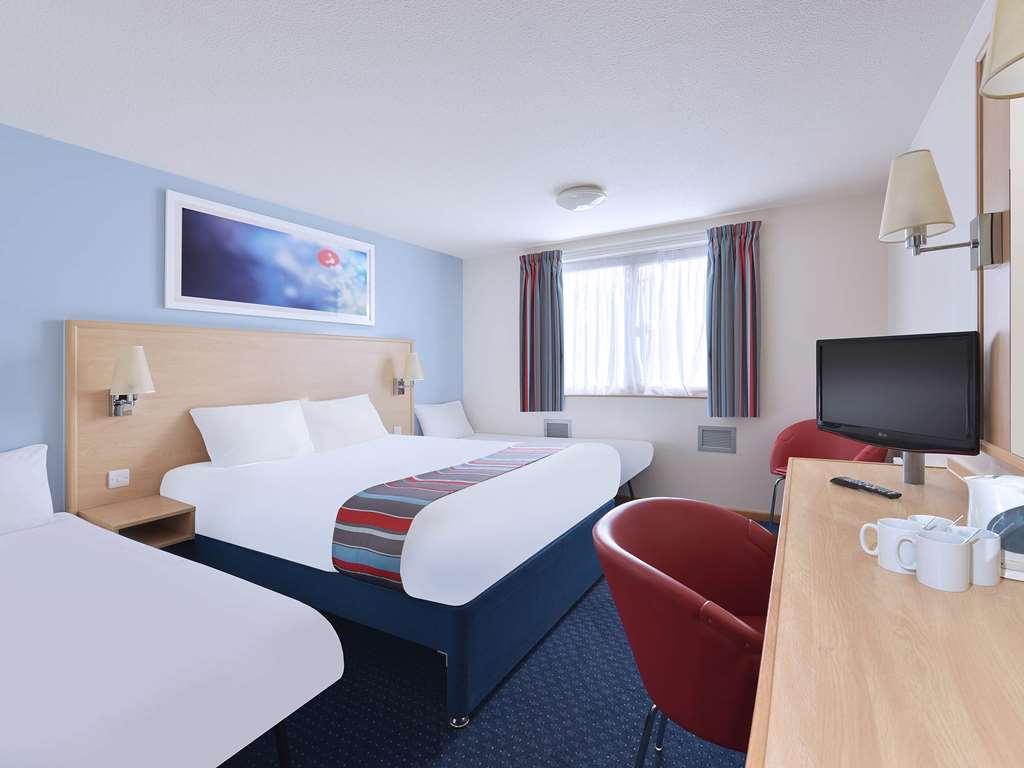 Travelodge Carlisle Todhills Szoba fotó